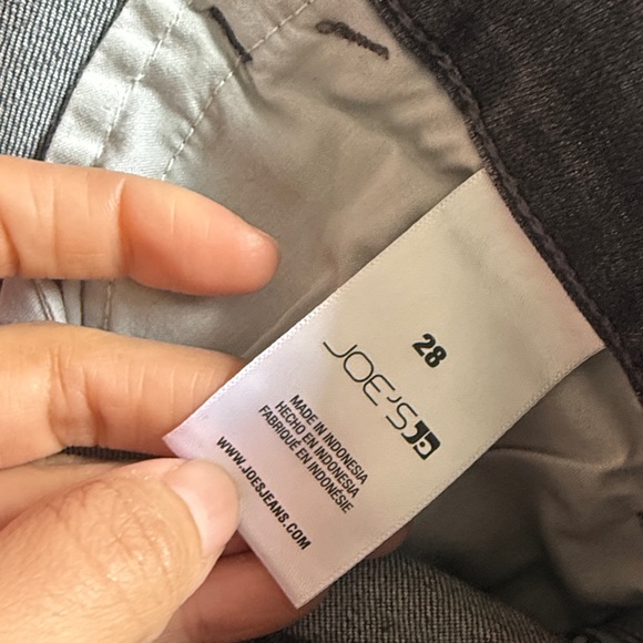 Joe's Jeans Charcoal Distressed Jeans 28 High Rise Denim - Picture 4 of 6